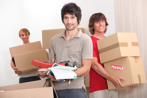 Local moving service helping with a residential property in Northwood