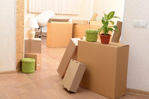 Prepared moving van for a Northwood move with loading support